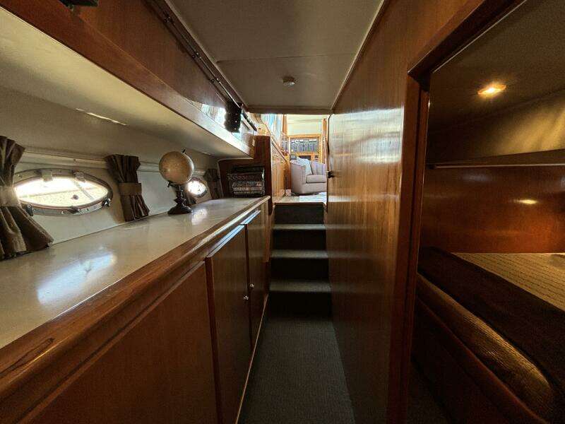 46ft Navigator Yacht For Sale