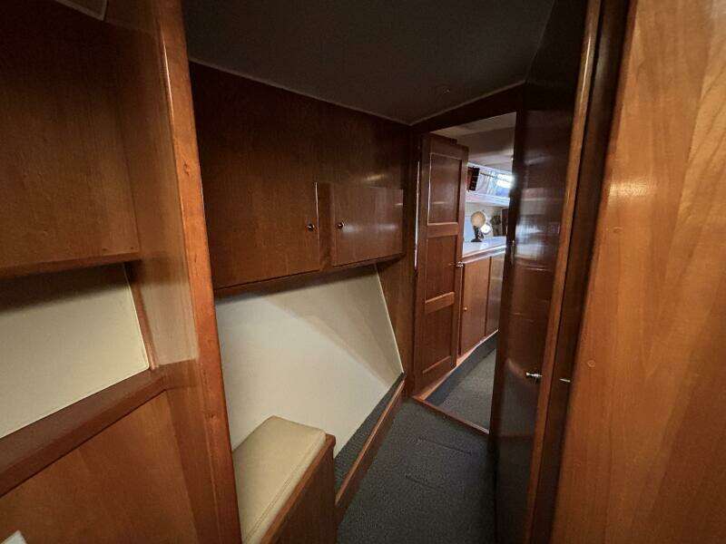 46ft Navigator Yacht For Sale