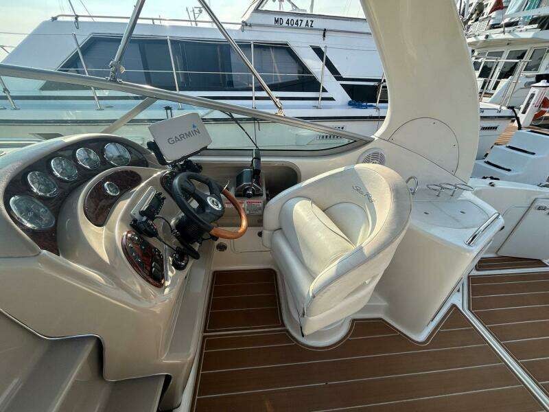 Sharkuterie 28ft Sea Ray Yacht For Sale