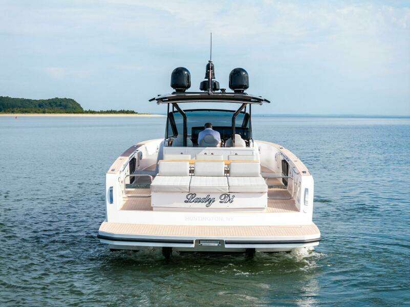 LADY DI 43ft Pardo Yachts Yacht For Sale