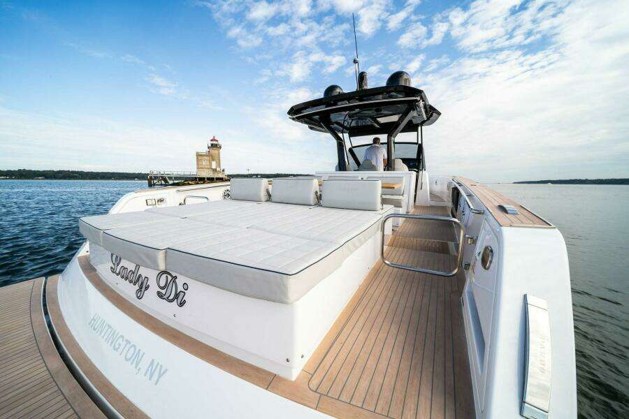 LADY DI 43ft Pardo Yachts Yacht For Sale