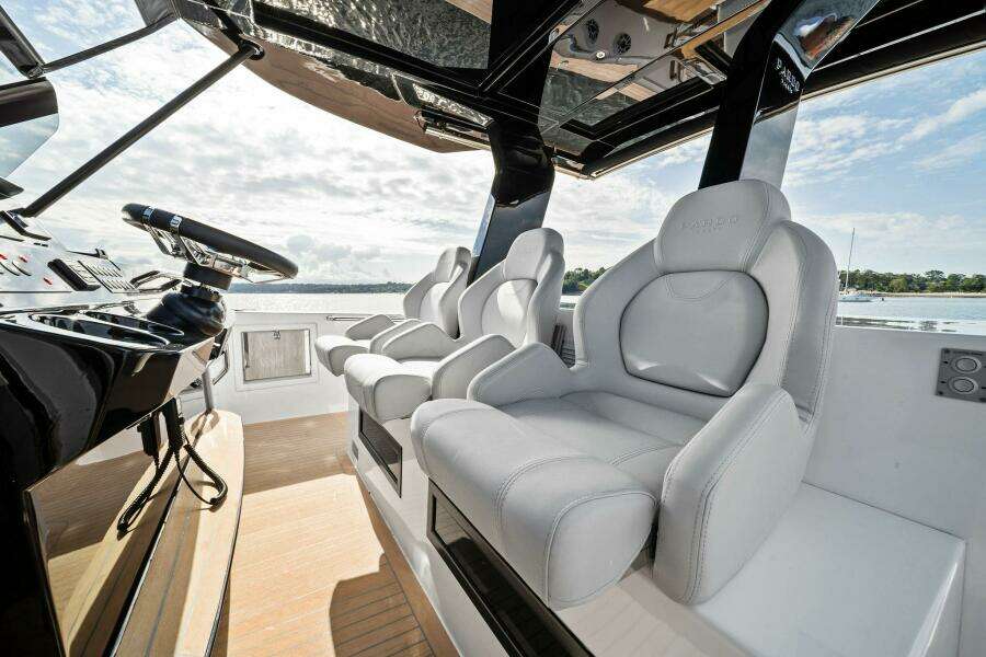 LADY DI 43ft Pardo Yachts Yacht For Sale