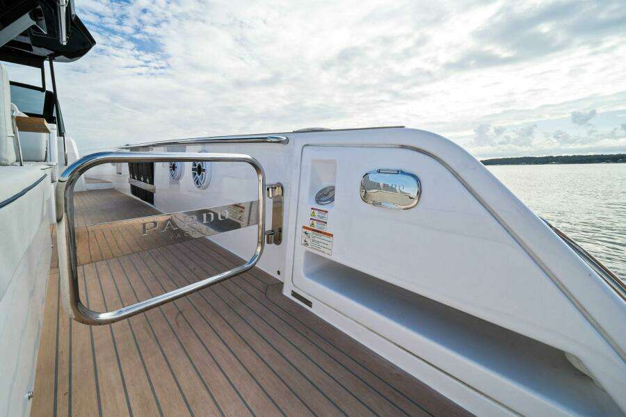 LADY DI 43ft Pardo Yachts Yacht For Sale