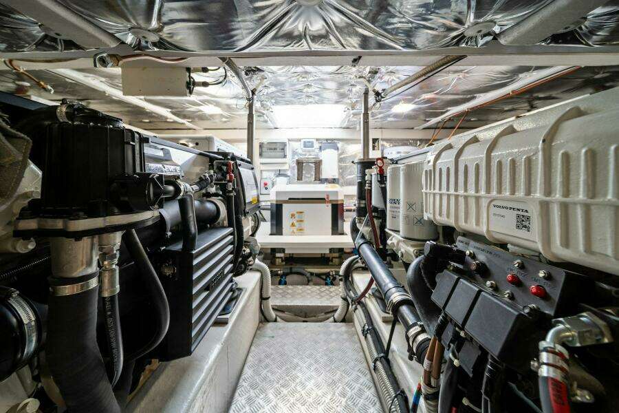 LADY DI 43ft Pardo Yachts Yacht For Sale