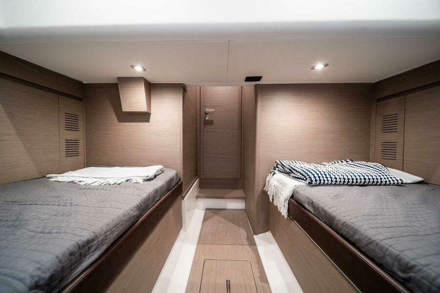 LADY DI 43ft Pardo Yachts Yacht For Sale