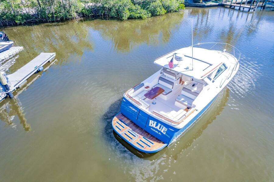 BLUE 31ft Tiara Yachts Yacht For Sale
