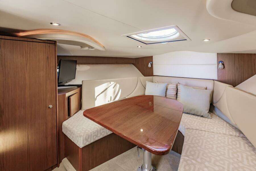 BLUE 31ft Tiara Yachts Yacht For Sale