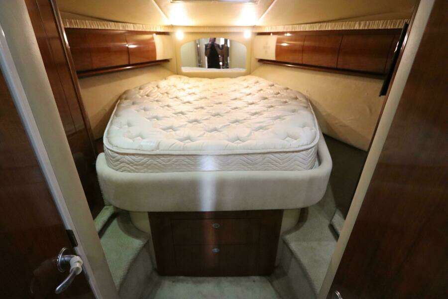 42ft Sea Ray Yacht For Sale