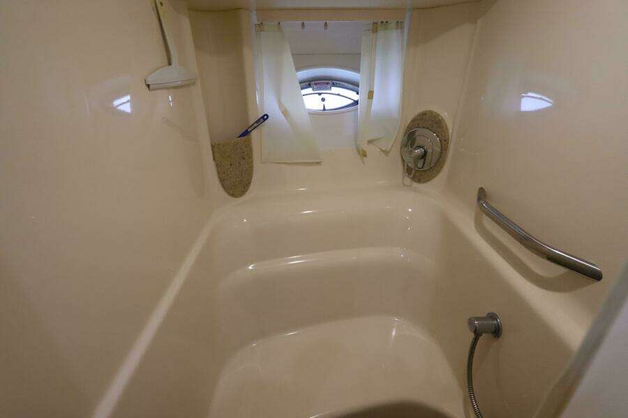 42ft Sea Ray Yacht For Sale