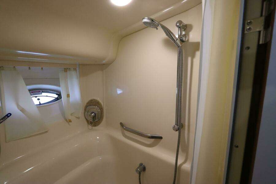 42ft Sea Ray Yacht For Sale