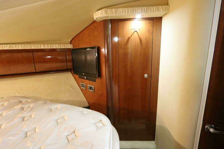 42ft Sea Ray Yacht For Sale