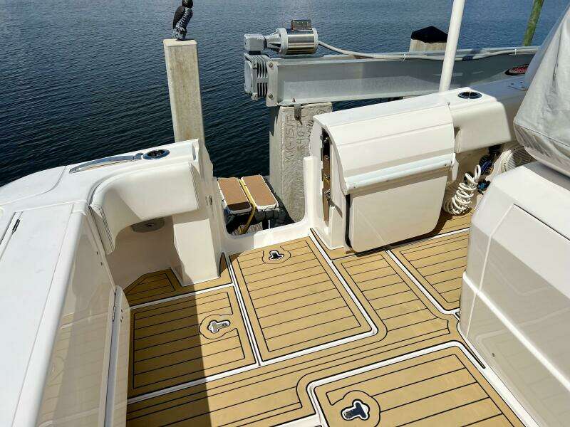 40ft Intrepid Yacht For Sale