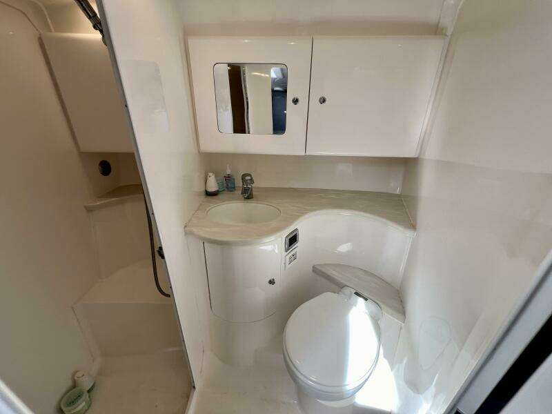40ft Intrepid Yacht For Sale