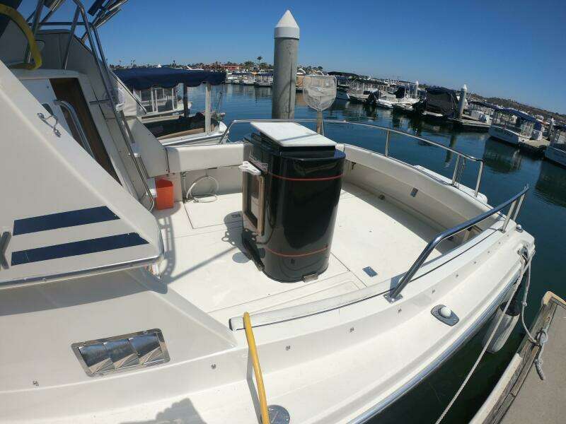 Deep Color 26ft Skipjack Yacht For Sale