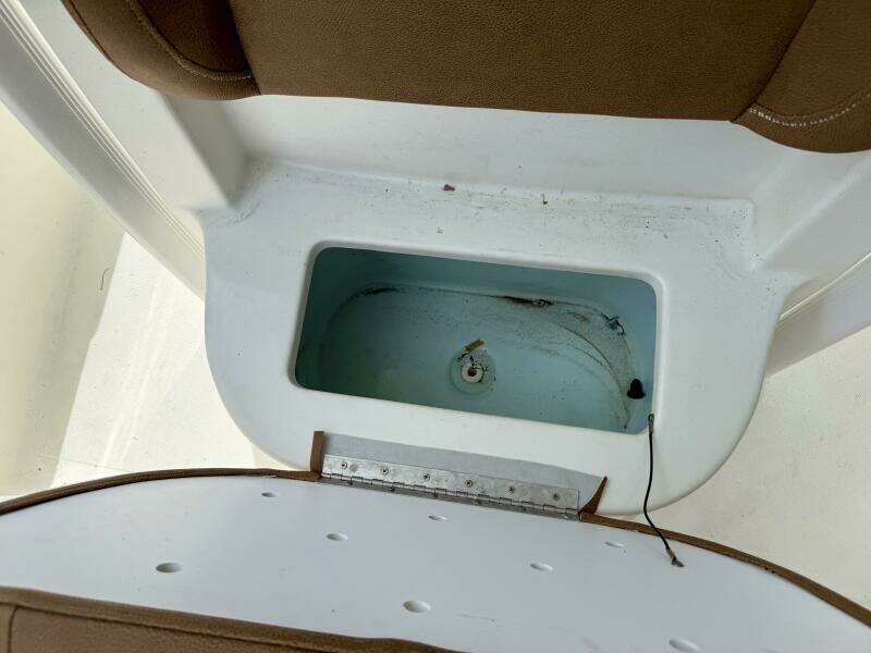 23ft Sea Hunt Yacht For Sale