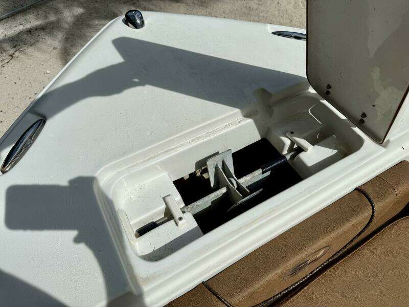 23ft Sea Hunt Yacht For Sale