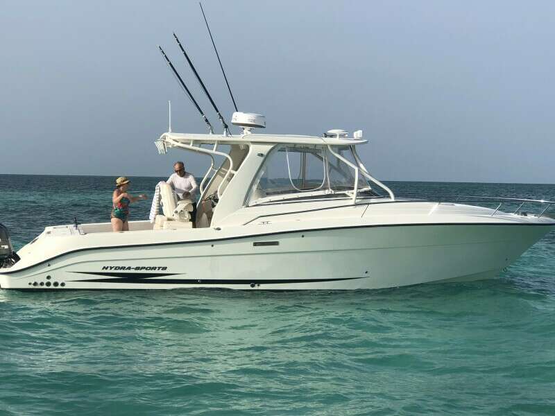 Lady Lure 35ft Hydra Sports Yacht For Sale
