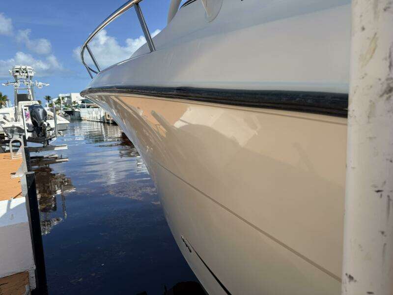 Lady Lure 35ft Hydra Sports Yacht For Sale