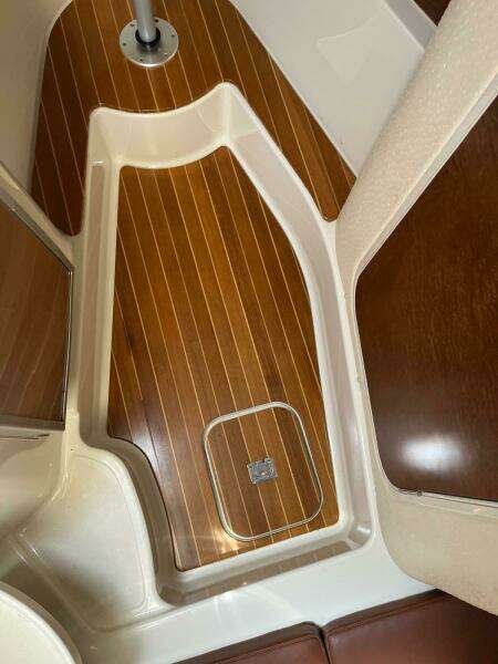 Lady Lure 35ft Hydra Sports Yacht For Sale