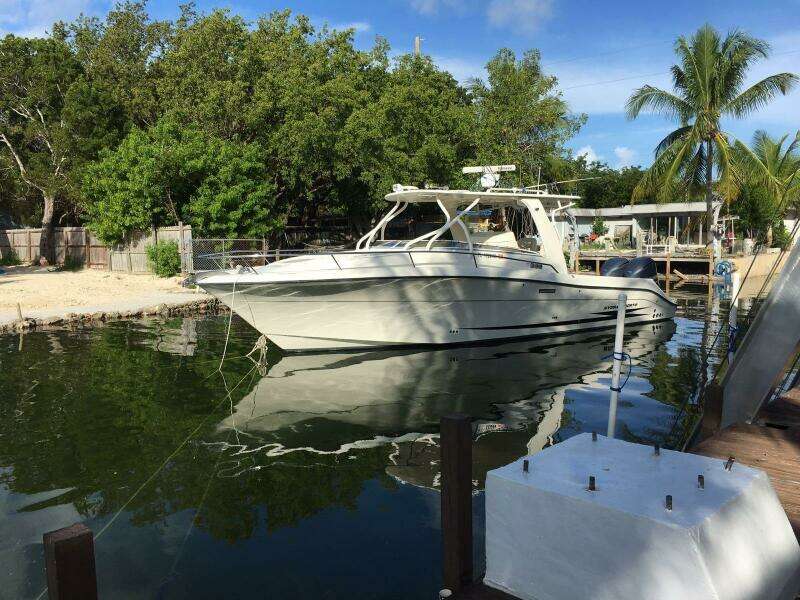 Lady Lure 35ft Hydra Sports Yacht For Sale