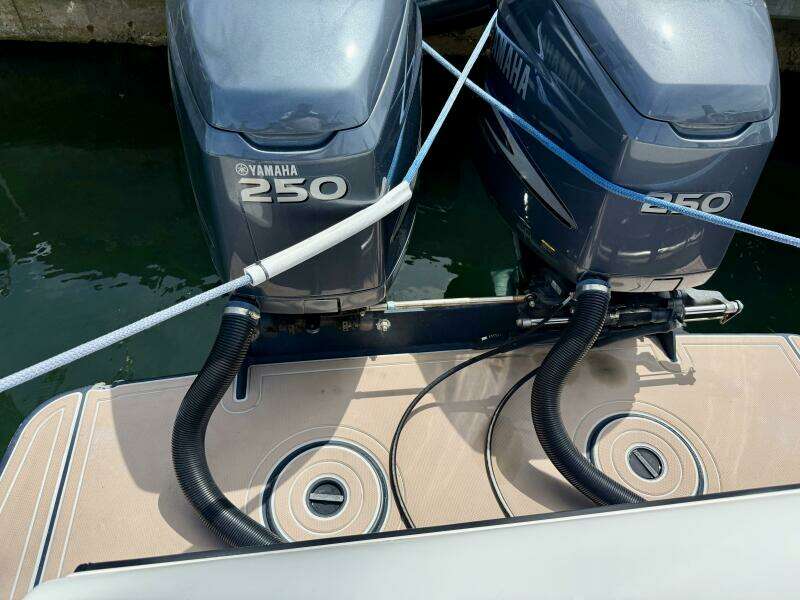 28ft Bluewater Yacht For Sale