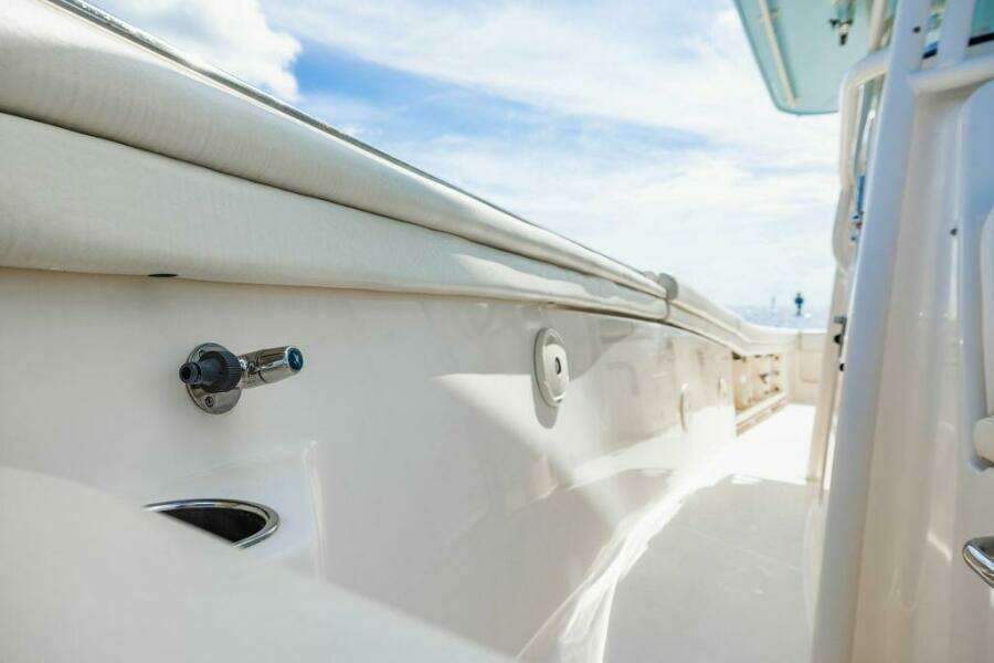 Poco A Poco III 33ft Grady White Yacht For Sale