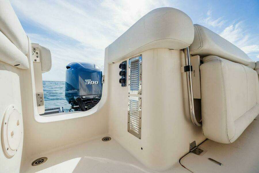 Poco A Poco III 33ft Grady White Yacht For Sale