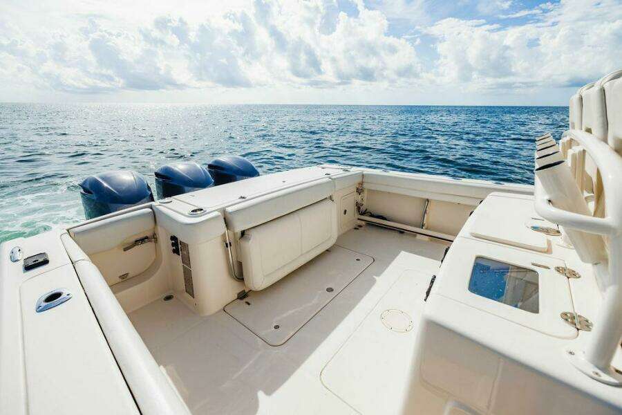 Poco A Poco III 33ft Grady White Yacht For Sale