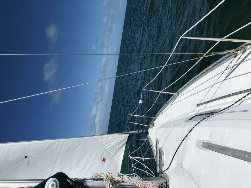 Incorrigible 31ft Beneteau Yacht For Sale