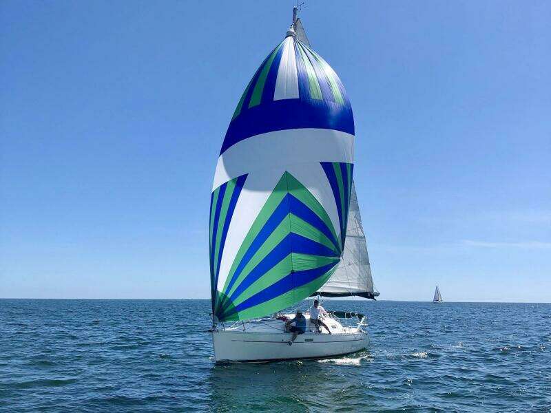 Incorrigible 31ft Beneteau Yacht For Sale