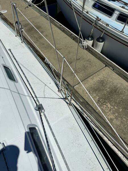 Incorrigible 31ft Beneteau Yacht For Sale