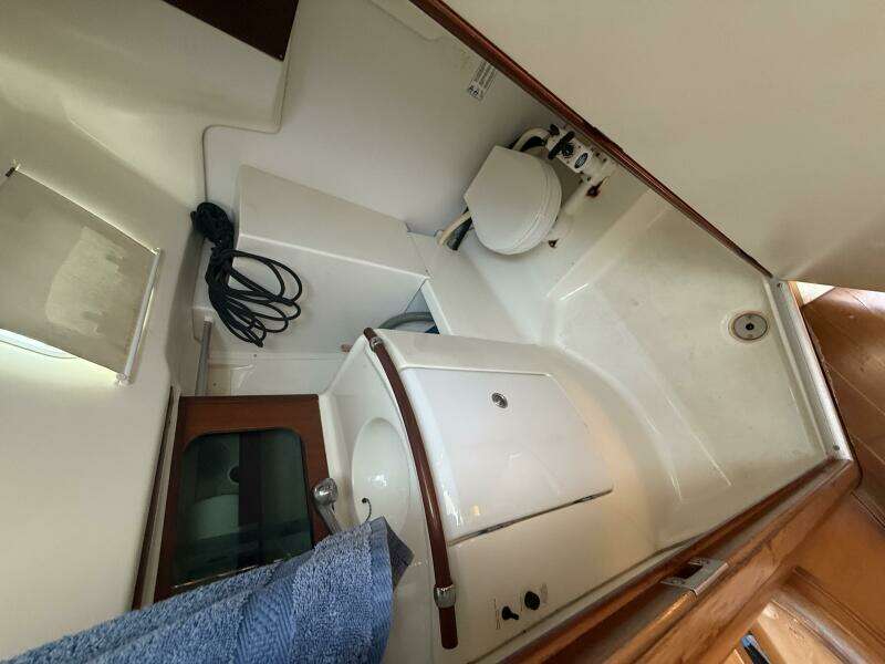 Incorrigible 31ft Beneteau Yacht For Sale