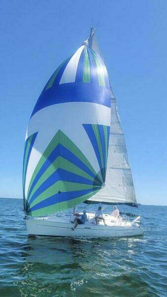 Incorrigible 31ft Beneteau Yacht For Sale