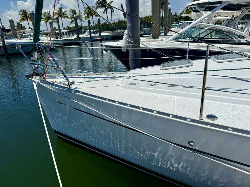 Incorrigible 31ft Beneteau Yacht For Sale