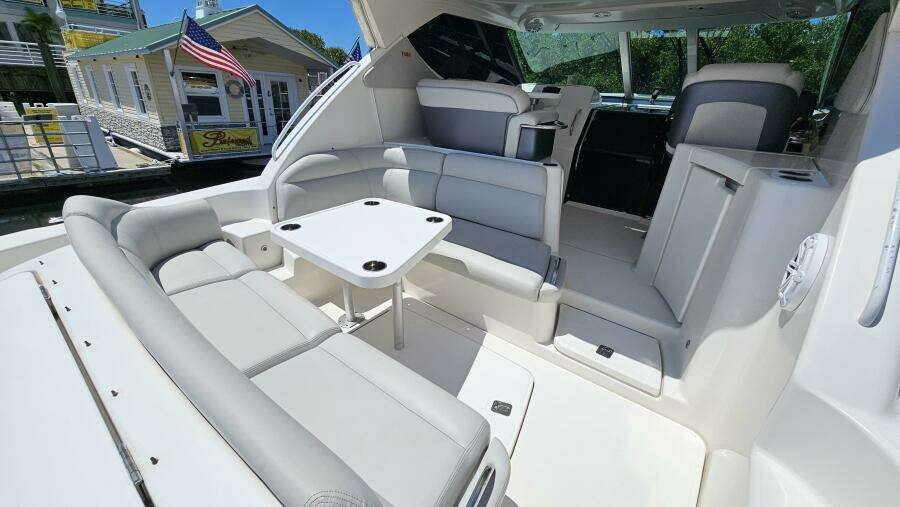 39ft Tiara Yachts Yacht For Sale