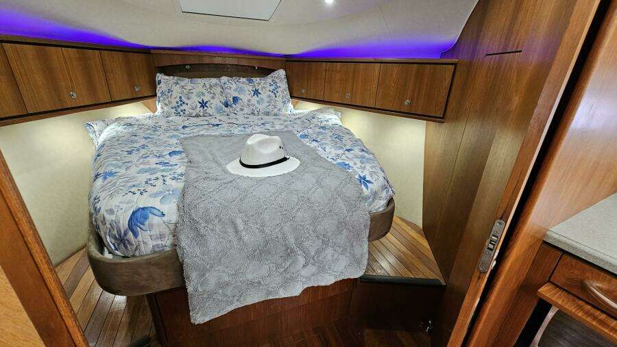 39ft Tiara Yachts Yacht For Sale