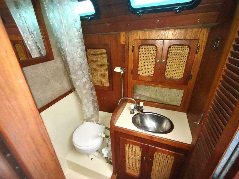 FINISTERRE 36ft S2 Yacht For Sale