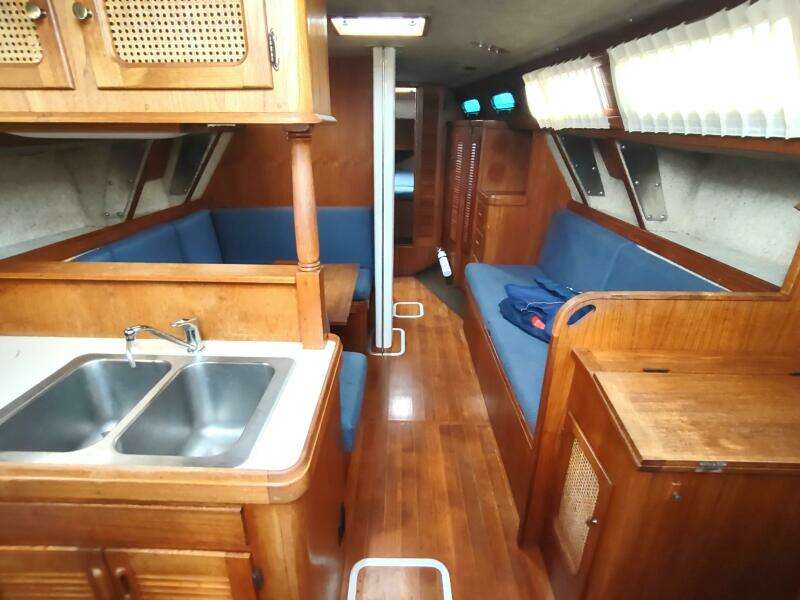 FINISTERRE 36ft S2 Yacht For Sale