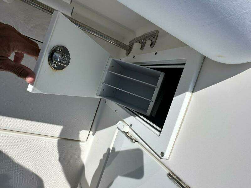 Le Bateau 24ft Edgewater Yacht For Sale