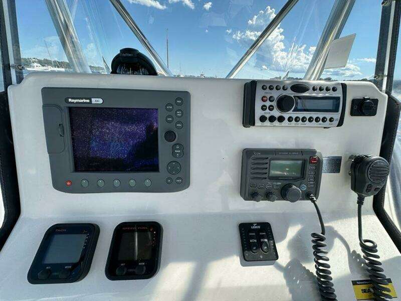 Le Bateau 24ft Edgewater Yacht For Sale