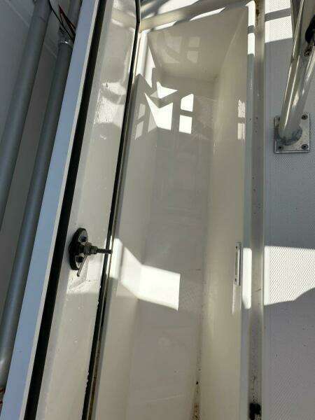 Le Bateau 24ft Edgewater Yacht For Sale
