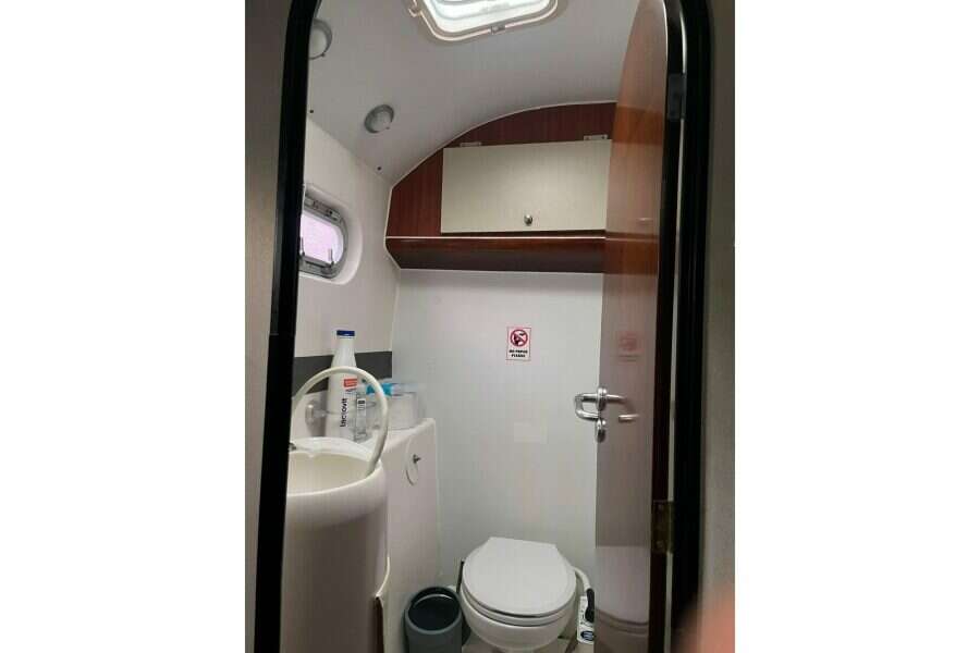 2004-fountaine-pajot-bahia-46-sail-9925336-20250827100901883-3.jpg