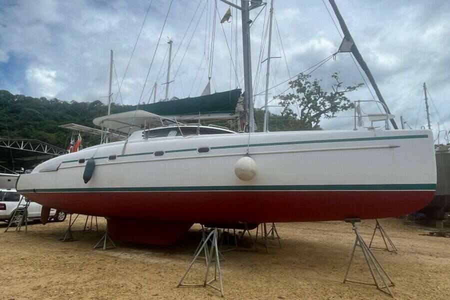 2004-fountaine-pajot-bahia-46-sail-9925336-20250827101120363-1.jpg