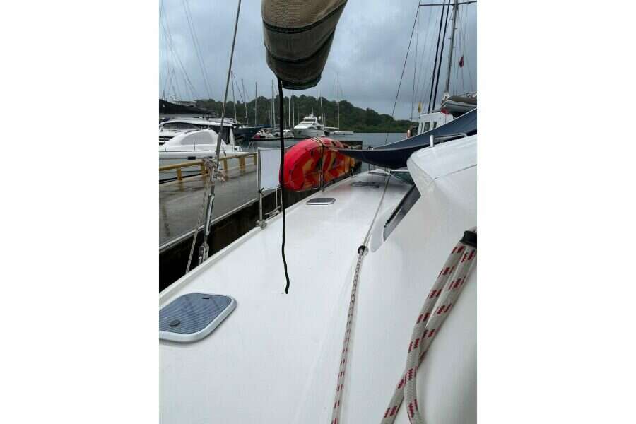2004-fountaine-pajot-bahia-46-sail-9925336-20250827101047510-3.jpg