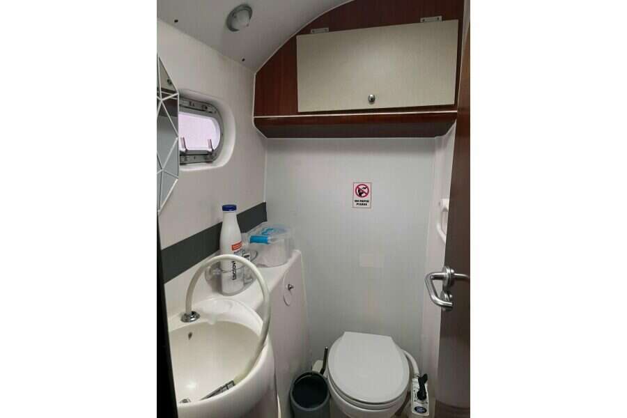 2004-fountaine-pajot-bahia-46-sail-9925336-20250827100903125-4.jpg