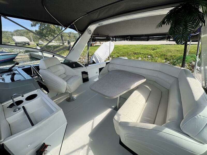 Chill FORMULA 35ft Formula Yacht For Sale