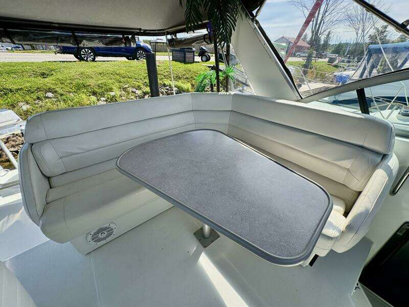 Chill FORMULA 35ft Formula Yacht For Sale