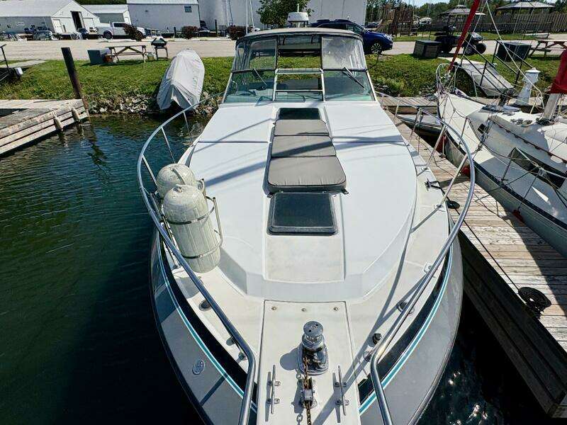 Chill FORMULA 35ft Formula Yacht For Sale