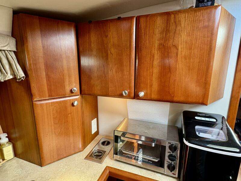 Chill FORMULA 35ft Formula Yacht For Sale