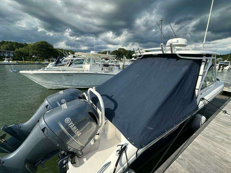 Cocamo 26ft Pursuit Yacht For Sale